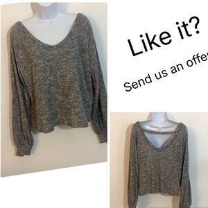 V Neck Long Sleeve Knit Top Low Cut Back Neck Coquette Girl Gray Small So Cozy